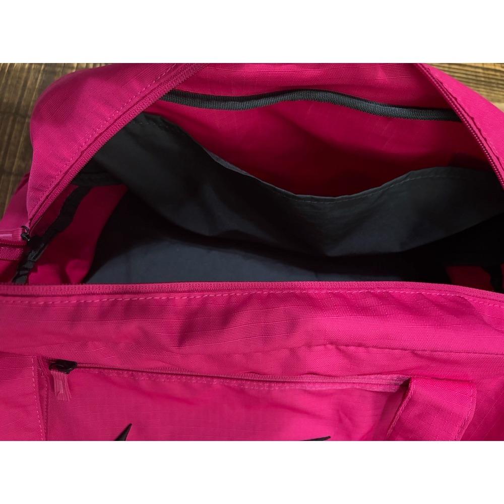 Nike Gym Club 2.0 Duffel Bag Fireberry Pink Black Gym Travel Weekender Tote - Picture 13 of 13